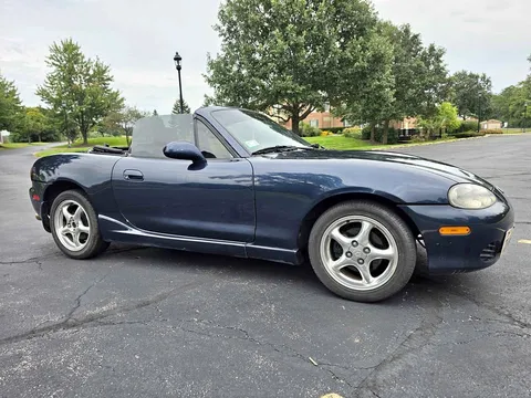 1999 Mazda MX-5 LS Convertible 2D
