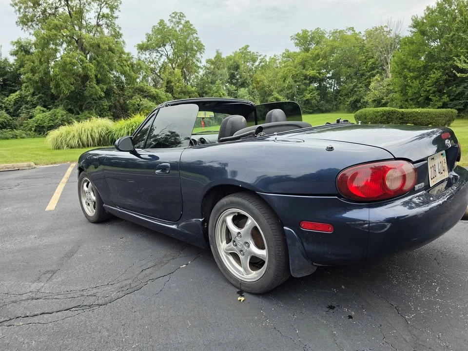 1999 Mazda NB MX-5 Miata - Image 5 of 13