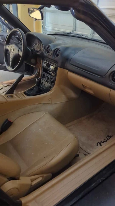 1999 Mazda NB MX-5 Miata - Image 3 of 4