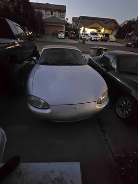 1999 Mazda MX-5 LS Convertible 2D