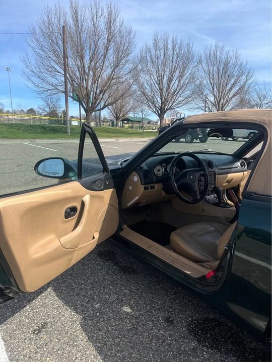 1999 Mazda NB MX-5 Miata - Image 16 of 20