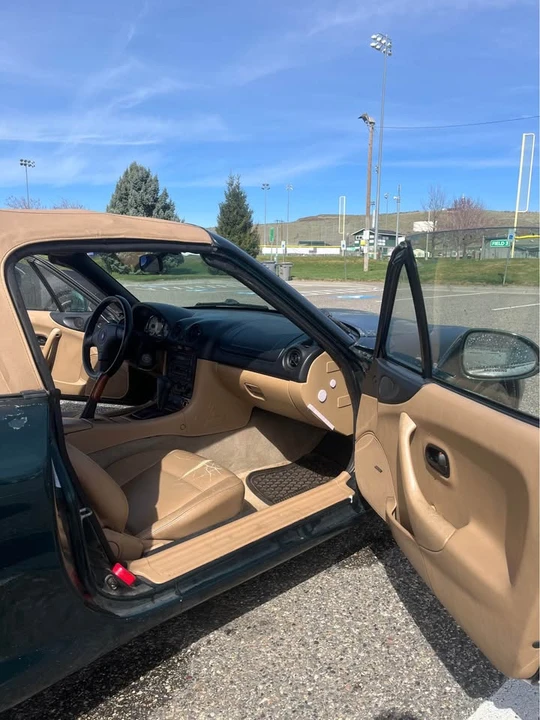 1999 Mazda NB MX-5 Miata - Image 15 of 20