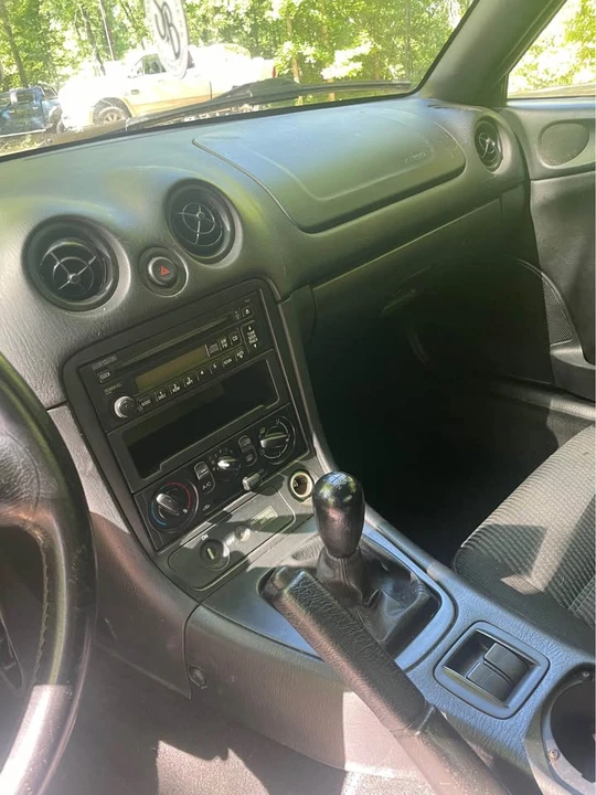 1999 Mazda NB MX-5 Miata - Image 8 of 20
