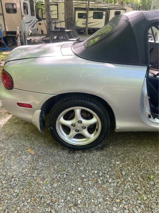 1999 Mazda NB MX-5 Miata - Image 11 of 20
