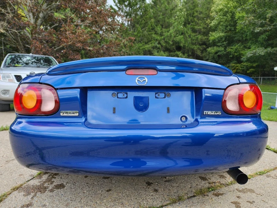 1999 Mazda NB MX-5 Miata - Image 19 of 31