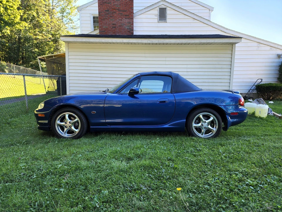 1999 Mazda NB MX-5 Miata - Image 12 of 31