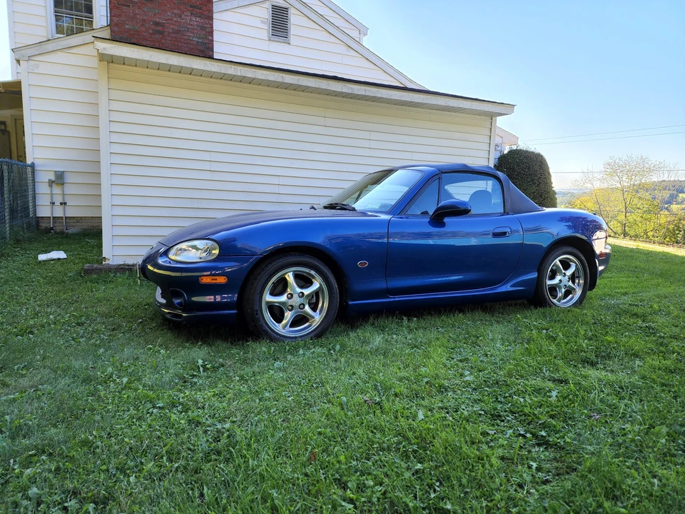1999 Mazda NB MX-5 Miata - Image 2 of 31