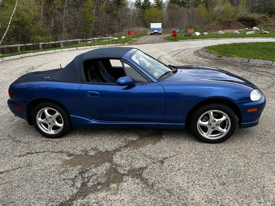 1999 Mazda NB MX-5 Miata - Image 9 of 31
