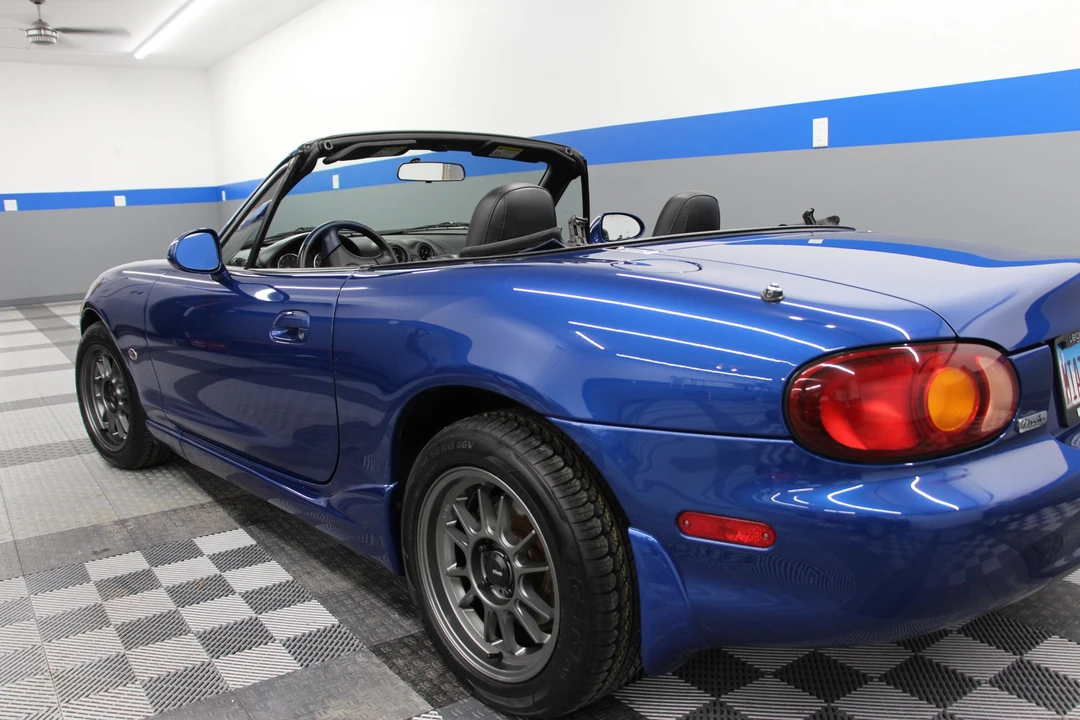 1999 Mazda NB MX-5 Miata - Image 9 of 31