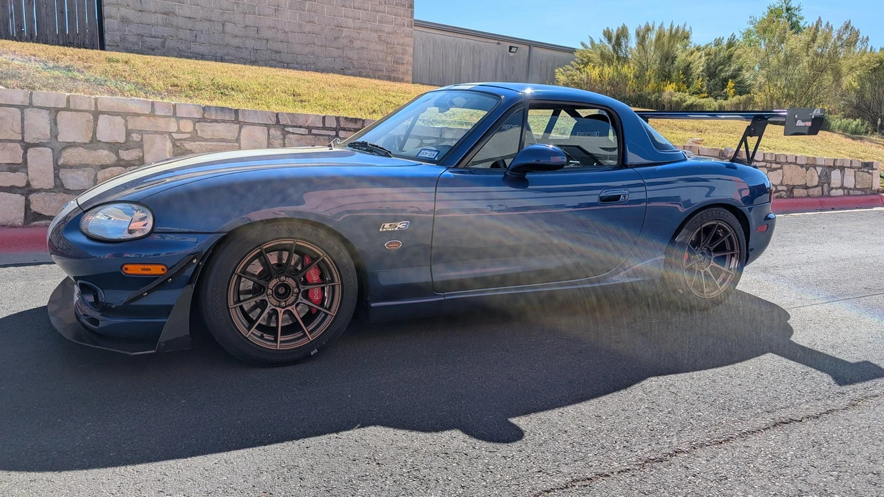 1999 Mazda NB MX-5 Miata - Image 15 of 31