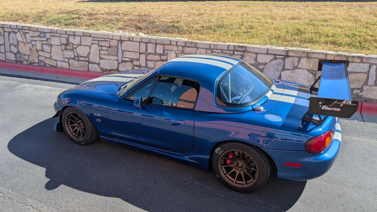 1999 Mazda NB MX-5 Miata - Image 19 of 31