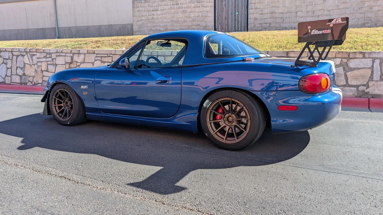 1999 Mazda NB MX-5 Miata - Image 18 of 31