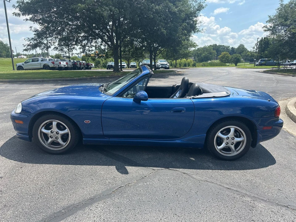 1999 Mazda NB MX-5 Miata - Image 8 of 14