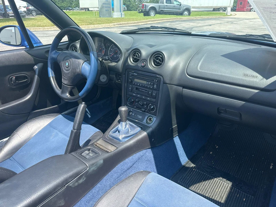 1999 Mazda NB MX-5 Miata - Image 6 of 14