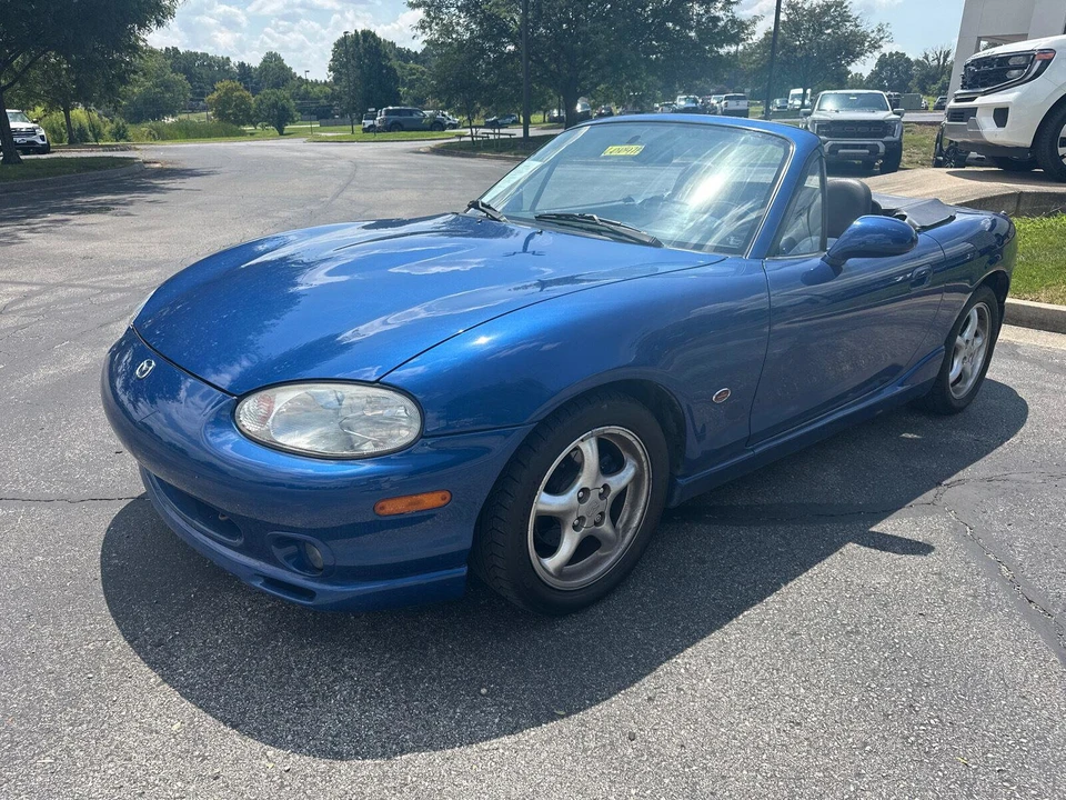1999 Mazda NB MX-5 Miata - Image 3 of 14