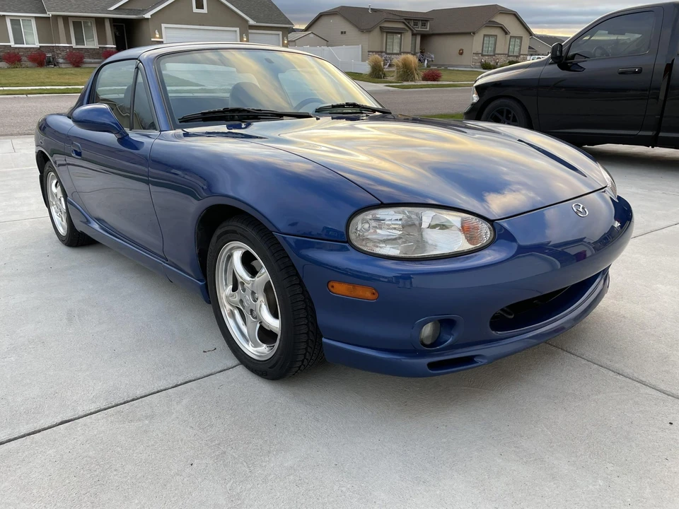 1999 Mazda NB MX-5 Miata - Image 3 of 31