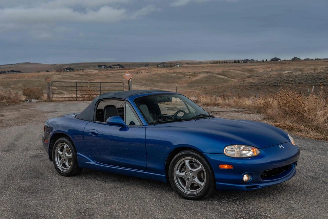 1999 Mazda NB MX-5 Miata - Image 2 of 31