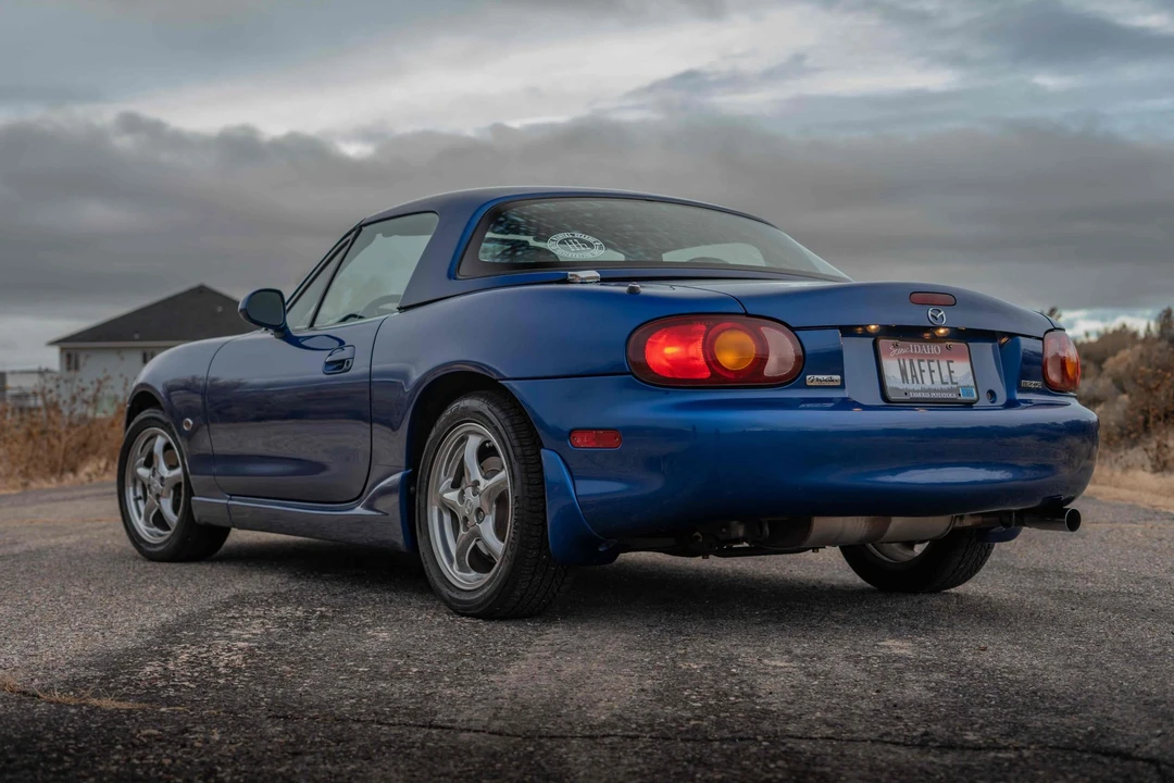 1999 Mazda NB MX-5 Miata - Image 9 of 31