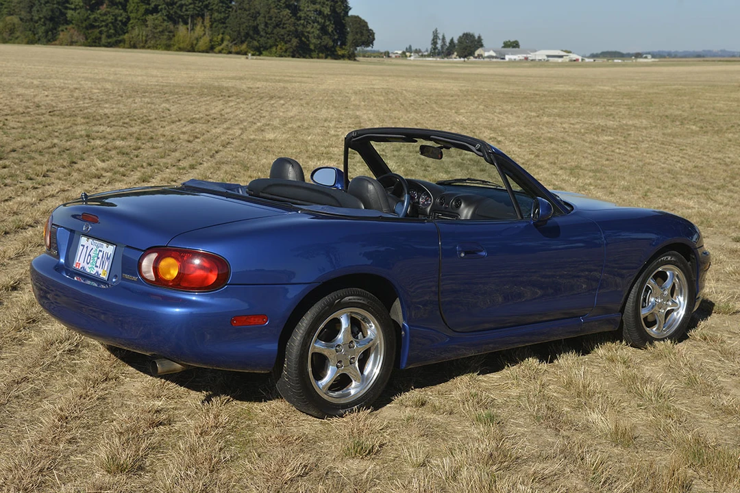 1999 Mazda NB MX-5 Miata - Image 12 of 31
