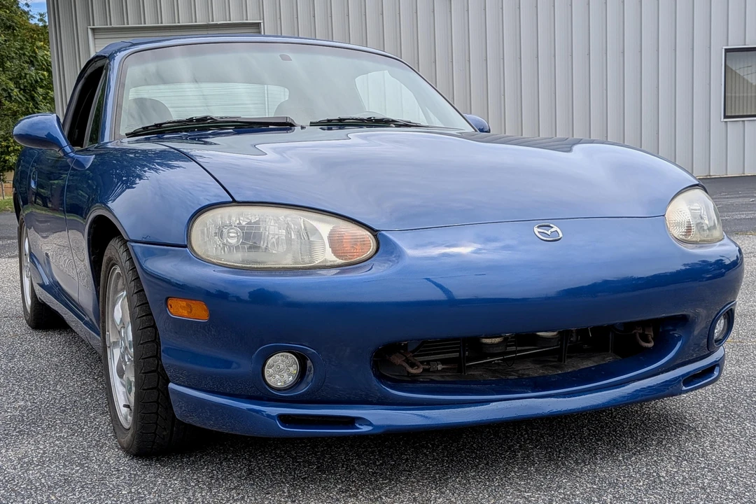 1999 Mazda NB MX-5 Miata - Image 2 of 31