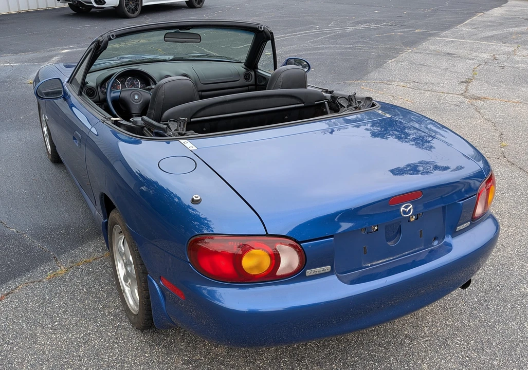 1999 Mazda NB MX-5 Miata - Image 13 of 31