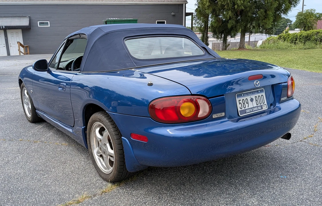1999 Mazda NB MX-5 Miata - Image 28 of 31