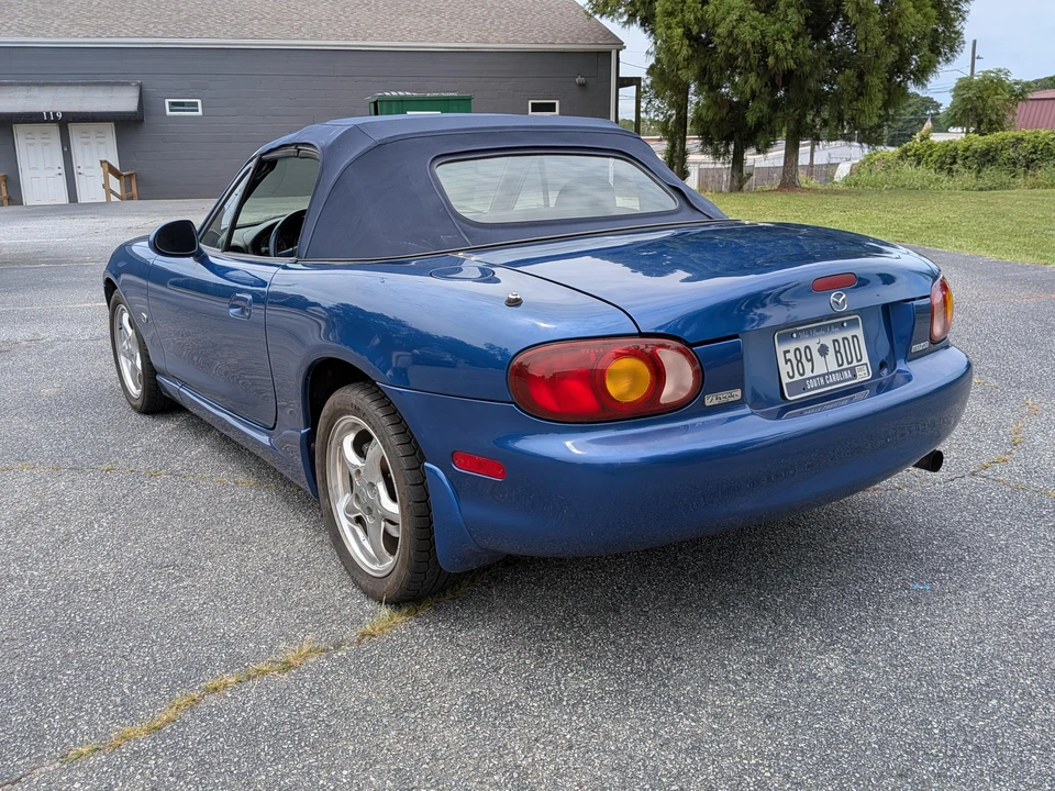1999 Mazda NB MX-5 Miata - Image 27 of 31