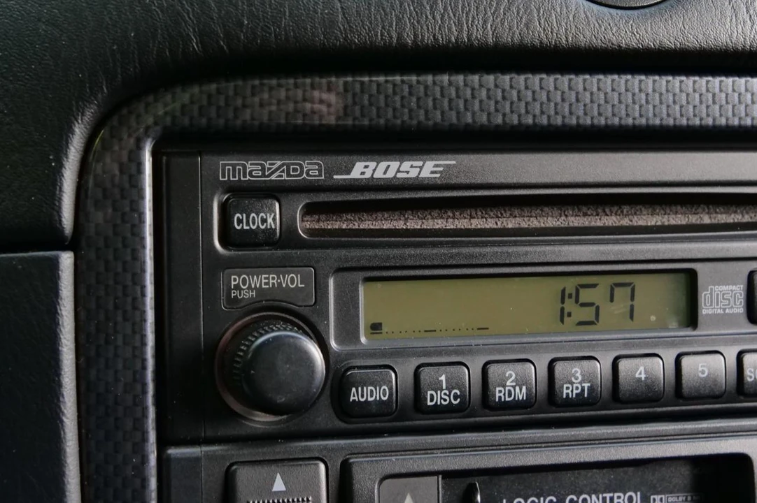1999 Mazda NB MX-5 Miata - Image 24 of 31