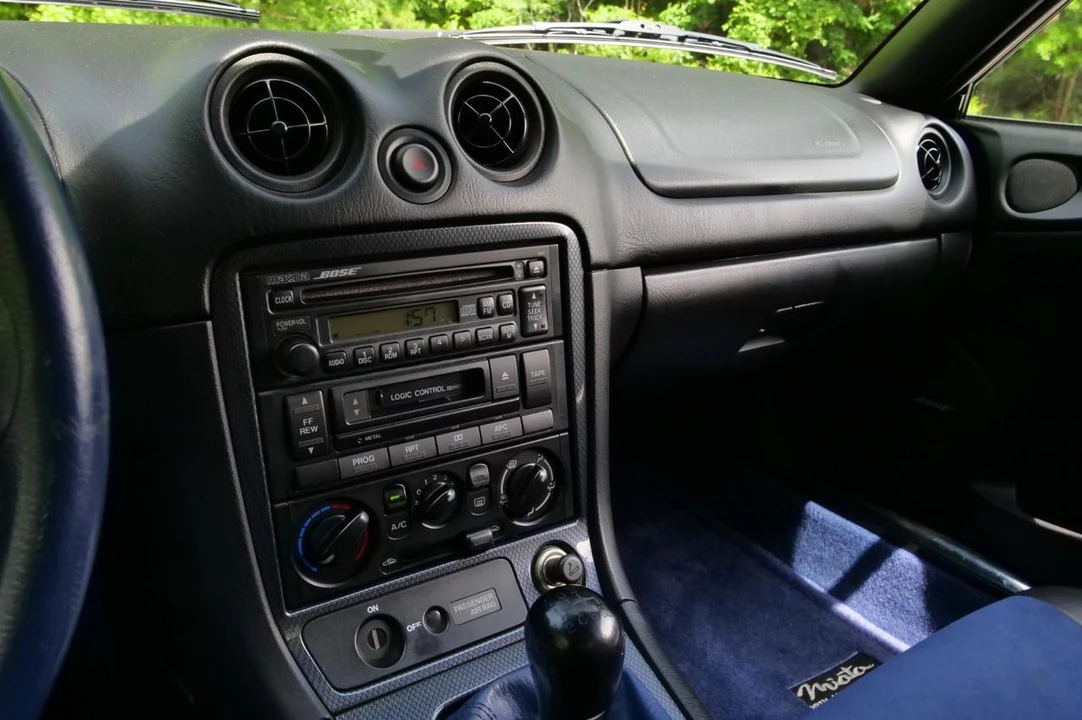 1999 Mazda NB MX-5 Miata - Image 22 of 31