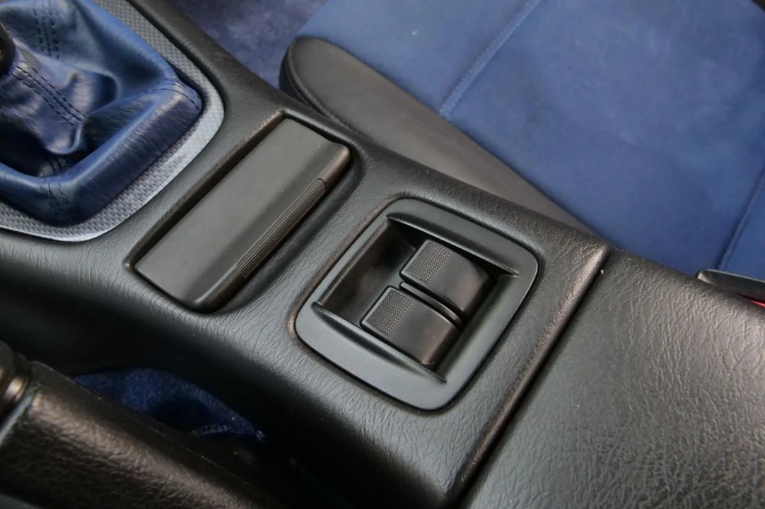 1999 Mazda NB MX-5 Miata - Image 26 of 31