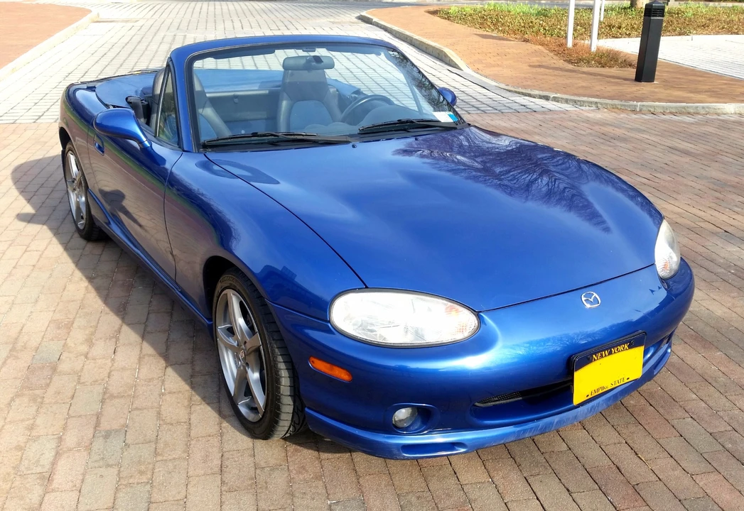1999 Mazda NB MX-5 Miata - Image 2 of 31