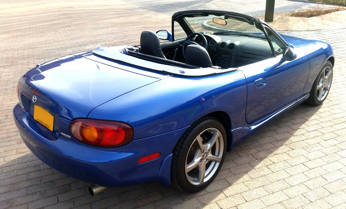 1999 Mazda NB MX-5 Miata - Image 10 of 31