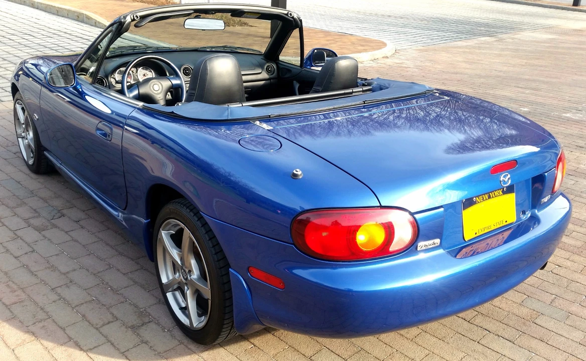 1999 Mazda NB MX-5 Miata - Image 7 of 31