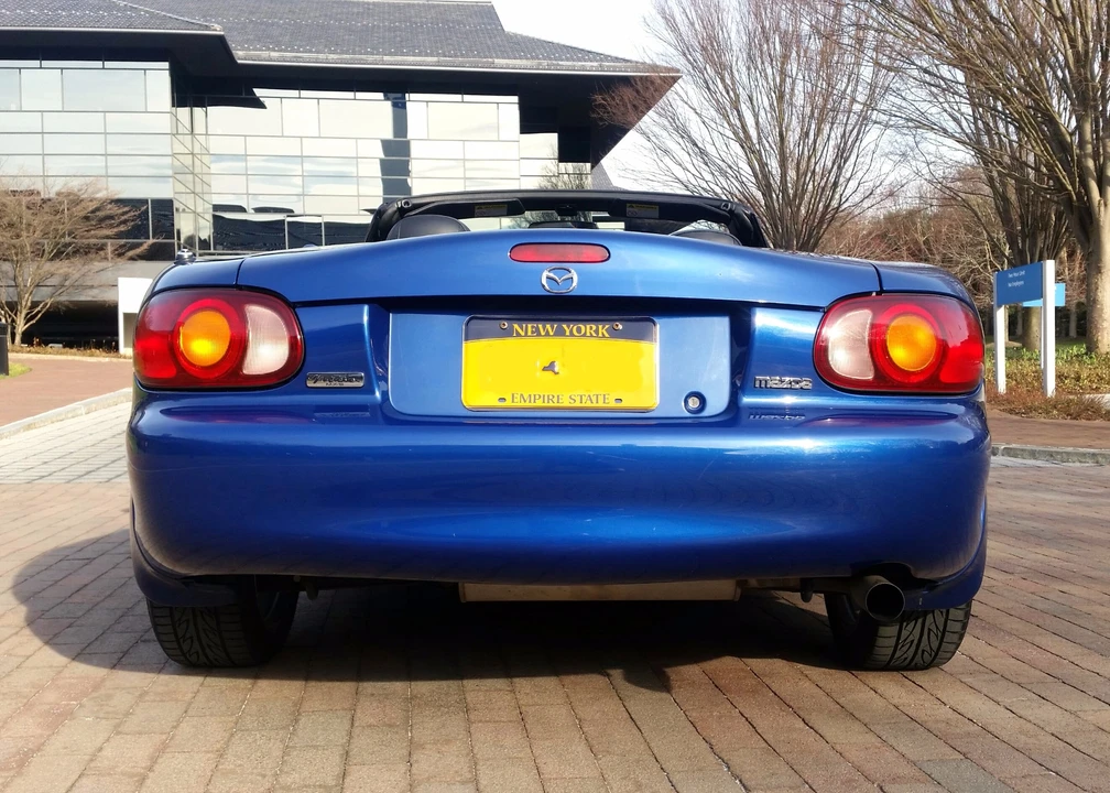 1999 Mazda NB MX-5 Miata - Image 9 of 31