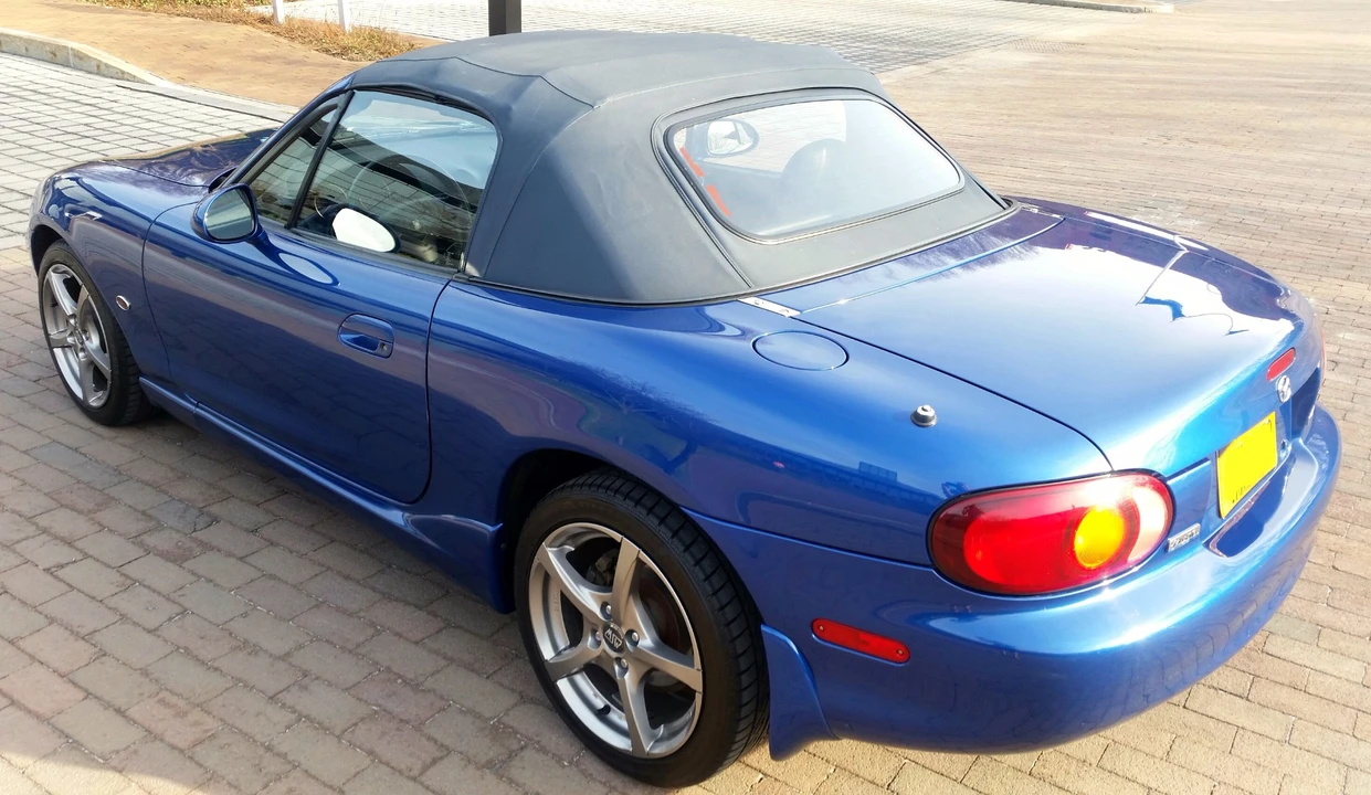 1999 Mazda NB MX-5 Miata - Image 14 of 31