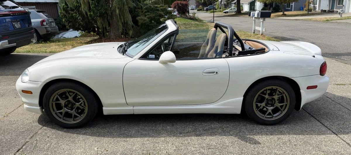 1999 Mazda NB MX-5 Miata - Image 4 of 24