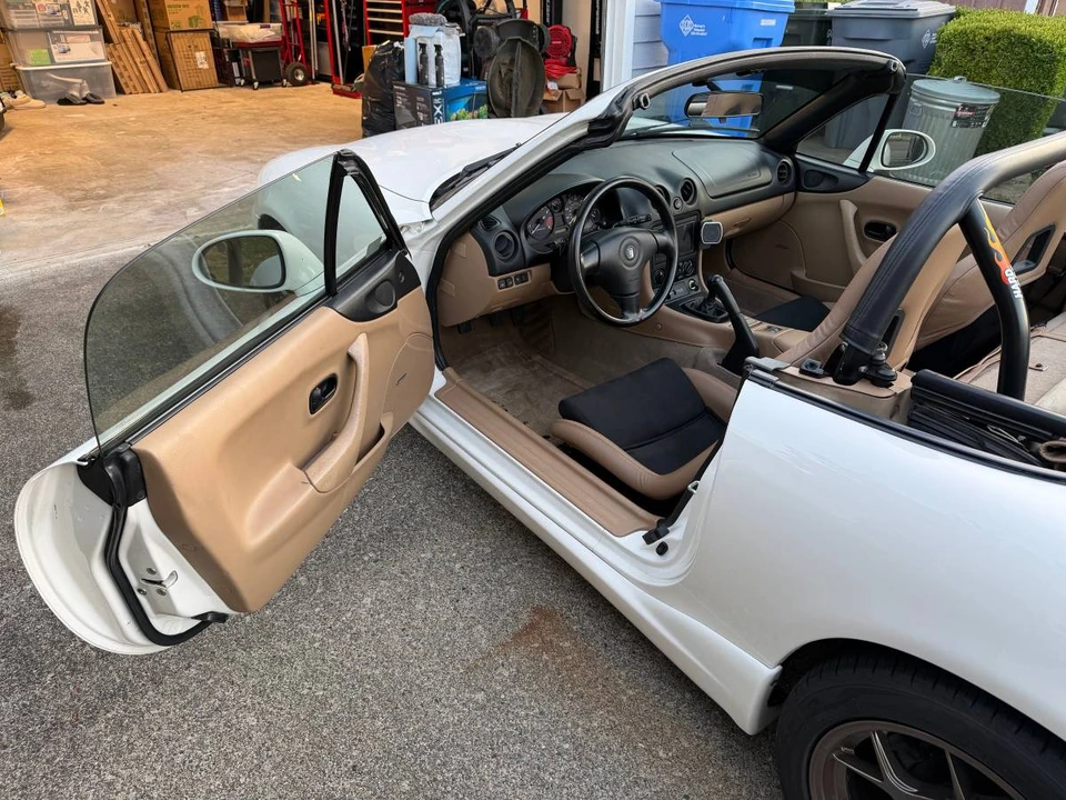 1999 Mazda NB MX-5 Miata - Image 12 of 24