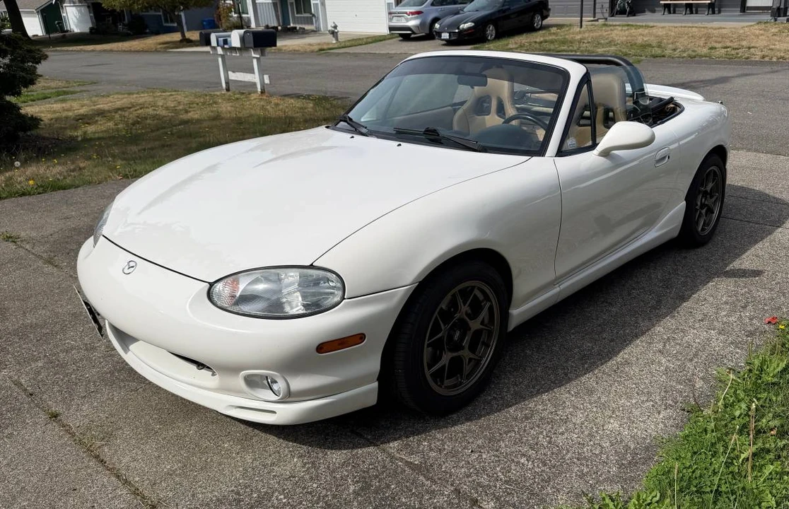 1999 Mazda NB MX-5 Miata - Image 3 of 24