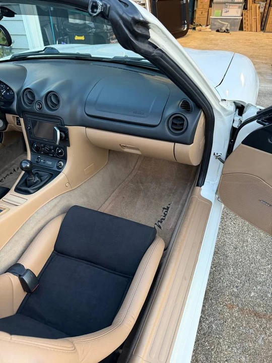 1999 Mazda NB MX-5 Miata - Image 20 of 24