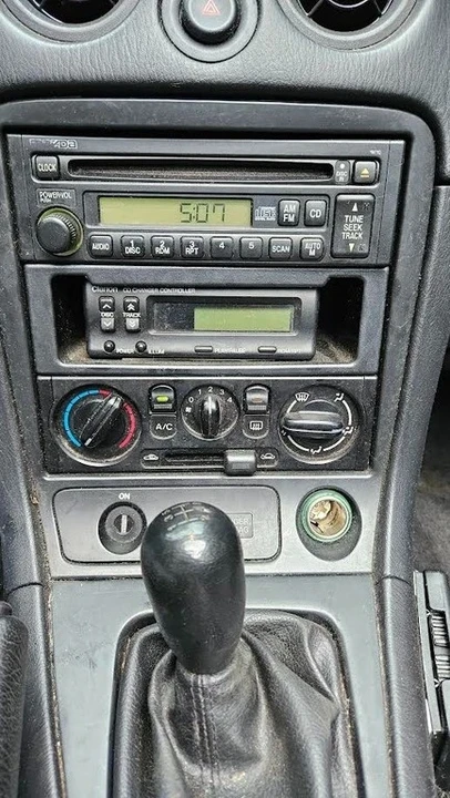1999 Mazda NB MX-5 Miata - Image 9 of 16