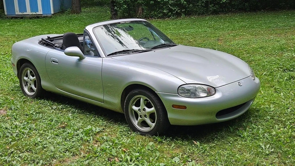 1999 Mazda NB MX-5 Miata - Image 5 of 16