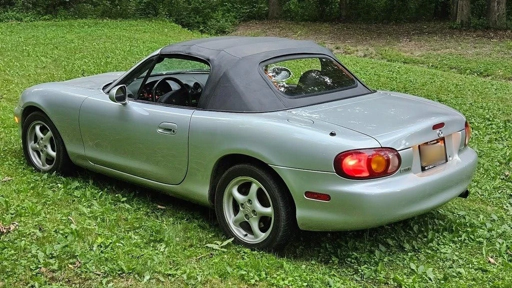 1999 Mazda NB MX-5 Miata - Image 14 of 16