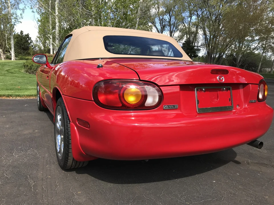1999 Mazda NB MX-5 Miata - Image 26 of 31
