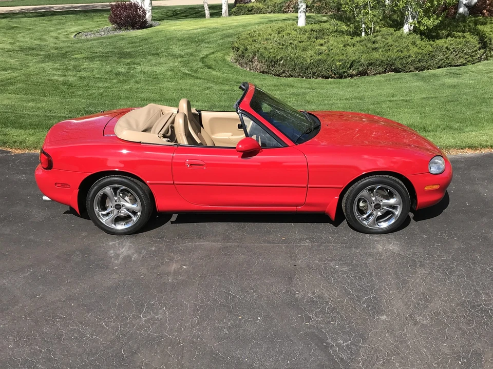 1999 Mazda NB MX-5 Miata - Image 15 of 31
