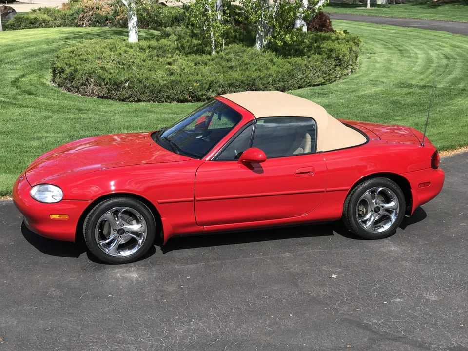 1999 Mazda NB MX-5 Miata - Image 23 of 31
