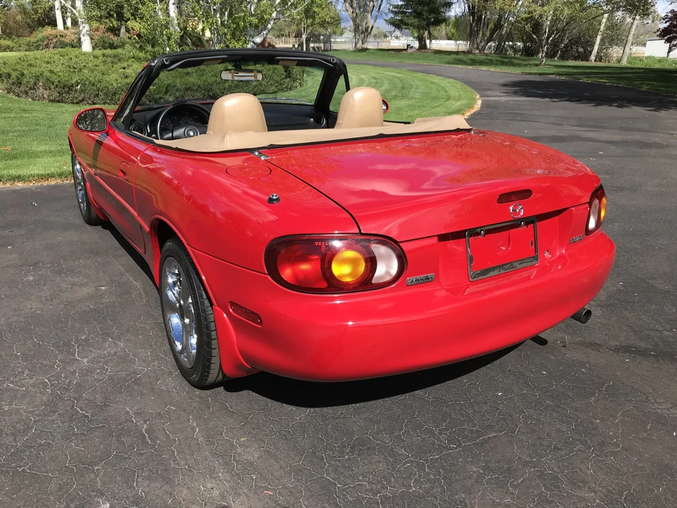 1999 Mazda NB MX-5 Miata - Image 10 of 31