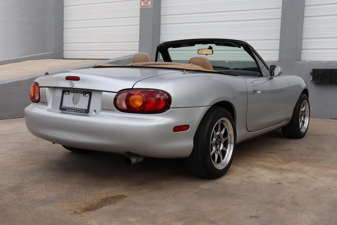 1999 Mazda NB MX-5 Miata - Image 14 of 31