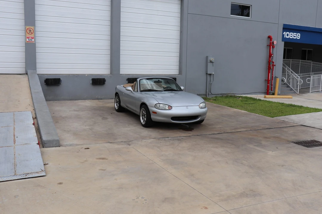 1999 Mazda NB MX-5 Miata - Image 3 of 31
