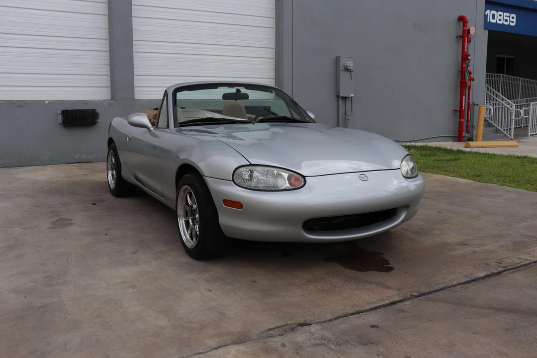 1999 Mazda NB MX-5 Miata - Image 23 of 31