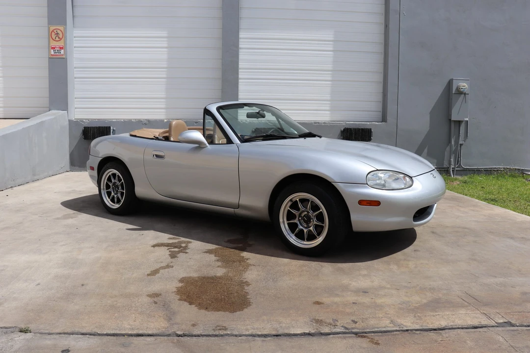 1999 Mazda NB MX-5 Miata - Image 18 of 31